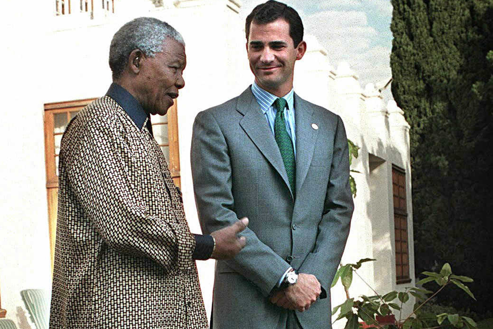 Junio de 1999. En el palacio presidencial de Pretoria, en la despedida...