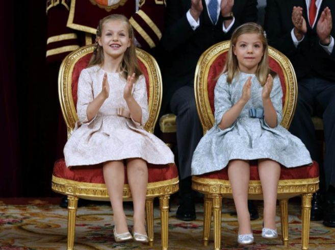 La Princesa y la Infanta, en el Congreso, durante el discurso del Rey,...