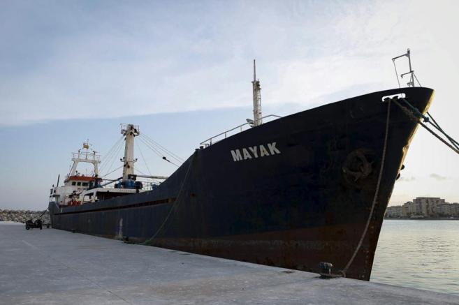 El barco sirio 'Mayak', abordado en aguas internacionales por...