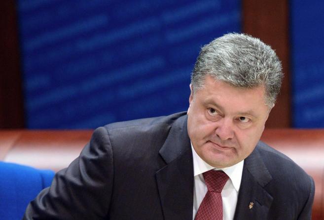 El presidente ucraniano, Petro Poroshenko, durante una visita reciente...