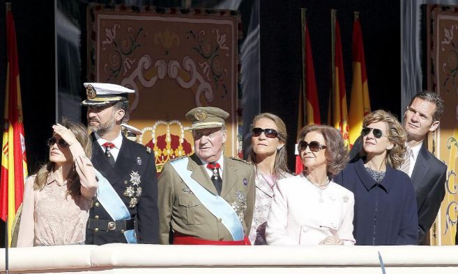 os Reyes Letizia y Felipe, el Rey Juan Carlos, la Infanta Elena, la...