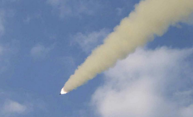 Uno de los cohetes que Pyongyang lanz al mar la pasada semana.