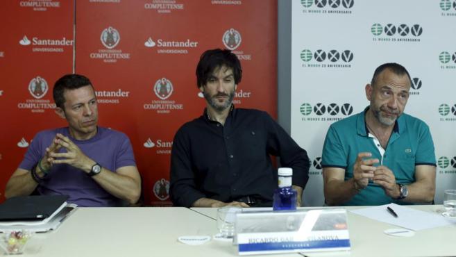 De izquierda a derecha, Javier Espinosa, Ricardo Garca Vilanova y...