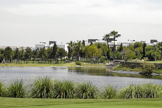 Panormica de las instalaciones del campo de golf de El Planto.