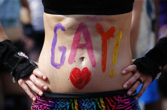 Imagen tomada durante el desfile del orgullo gay en Toronto, en junio...