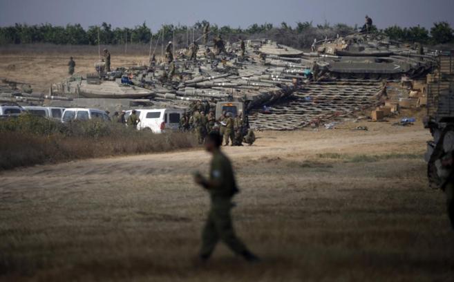 Soldados israelíes en un área militar al sur de Gaza.