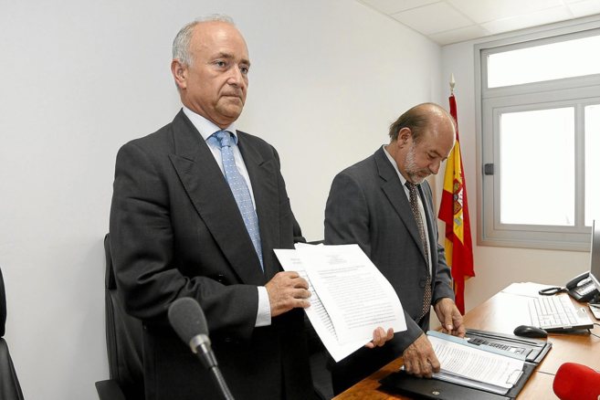 Vicente Magro y Jos Demetrio Monterde durante la presentacin de...
