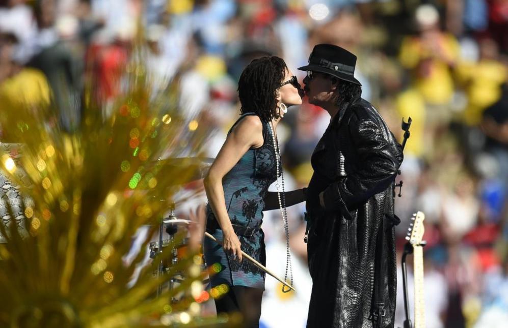 Carlos Santana durante la actuacin en la ceremonia inaugural.