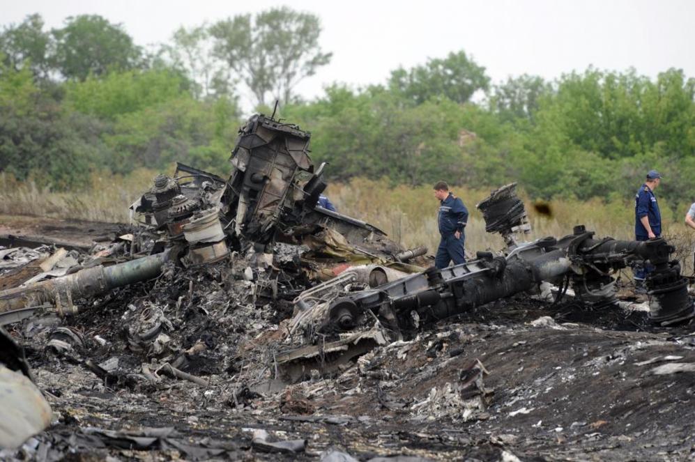 Restos del avin derribado en Ucrania