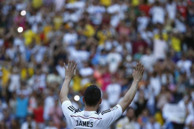 James, en su puesta de largo con el Real Madrid.