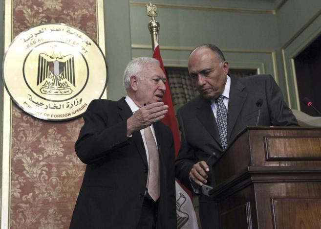 El ministro Margallo durante la rueda de prensa ofrecida tras el...