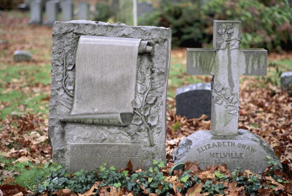 Las tumbas de Herman y Elizabeth Melville en Woodlawn.