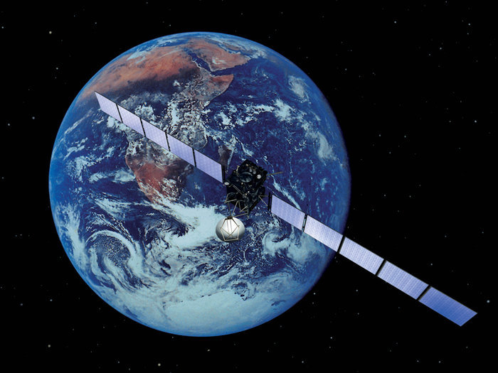 Enero de 2003. Rosetta oscila alrededor de la Tierra.