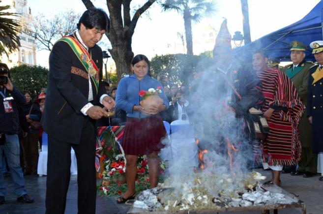 El presidente de Bolivia participa en un evento para conmemorar los...