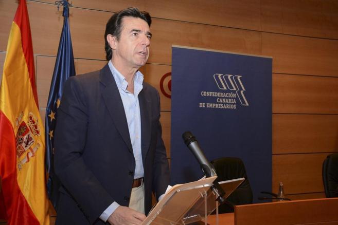Jos Manuel Soria, presidente del PP canario y ministro de Industria...