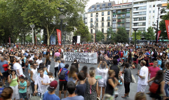 Concentración en San Sebastián contra las agresiones sexuales.