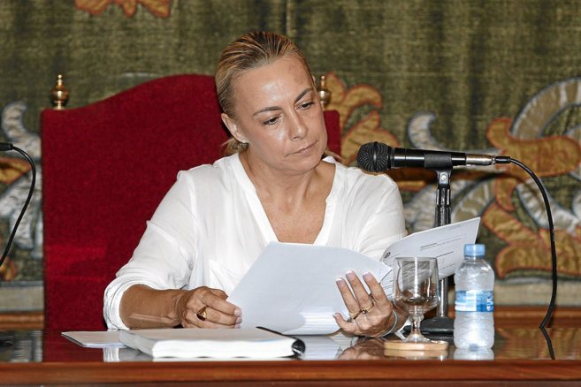 La alcaldesa Sonia Castedo durante el pleno del pasado mes de julio.