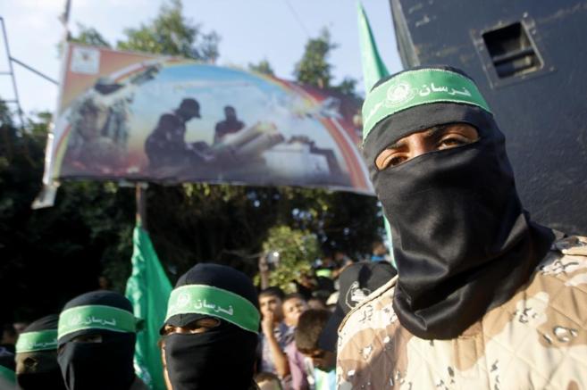 Simpatizantes de Hamas se movilizan en la ciudad de Rafah, en la...