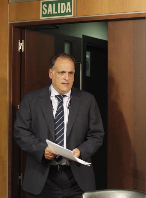 El presidente de la LFP, Javier Tebas, en rueda de prensa.