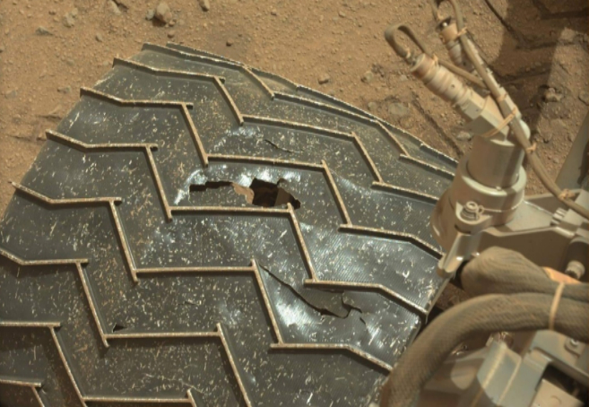 Detalle de las ruedas del rover 'Curiosity'.