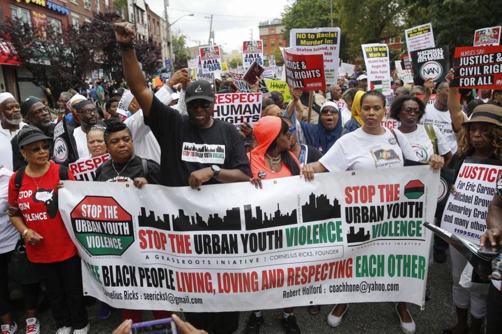 Marcha en protesta por la muerte de Eric Garner en Staten Island,...