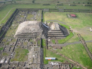 Imgen area de Teotihuacan.