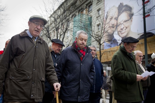 Prejubilados y Pensionistas en una manifestación en Bilbao.