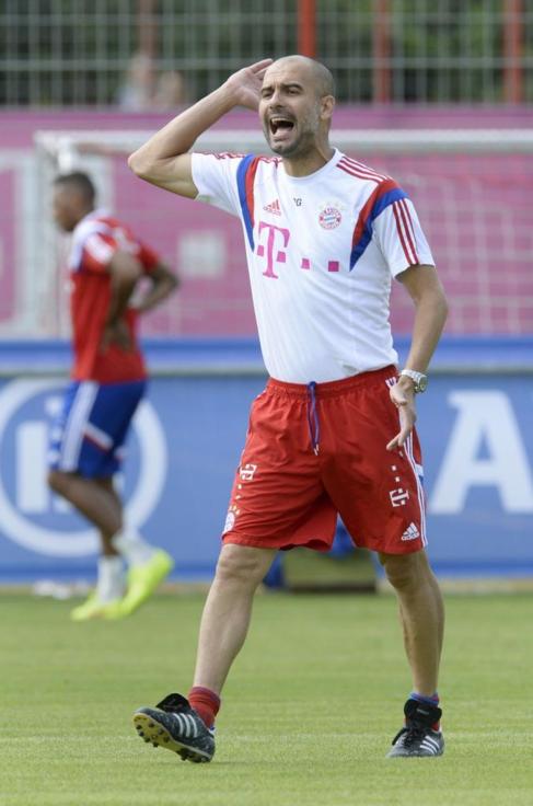 Guardiola, durante un entrenamiento del Bayern.
