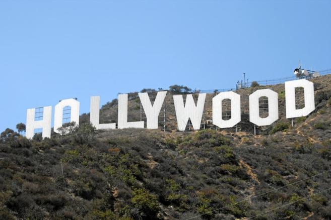Emblemtico cartel de Hollywood, cuna de las producciones de cine y...