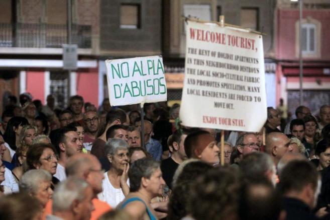 Protesta en el barrio de la Barceloneta.