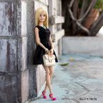 Barbie es la nueva 'cool hunter' de Instagram. La mueca se...