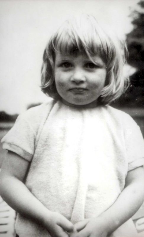 Lady Diana Frances Spencer naci en Norfolk, Inglaterra, el 1 de...