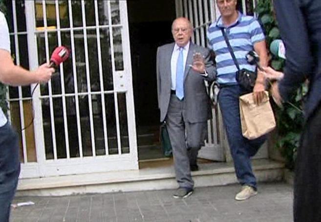 El ex president Jordi Pujol a la salida de su domicilio