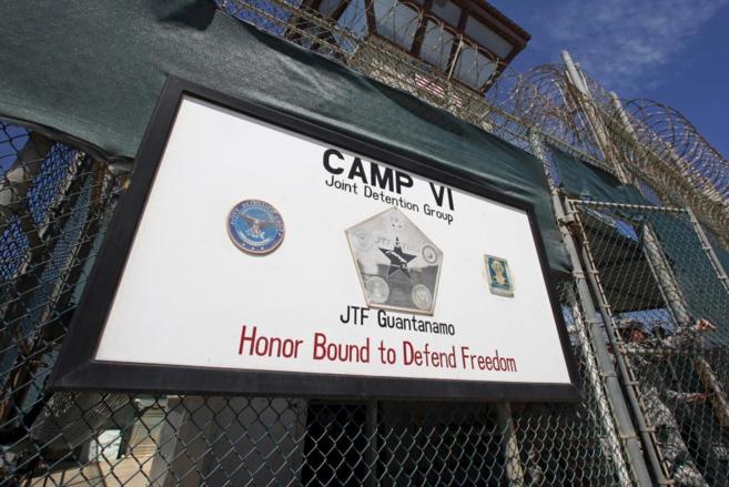 Entrada a la prisión de Guantánamo (Cuba)