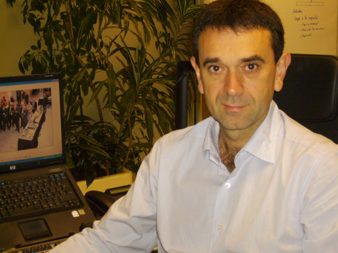 El ingeniero Vicente Atxa que será el nuevo rector de la Universidad...