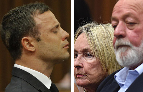 Pistorius y los padres de Reeva Steenkamp,  escuchando la sentencia.