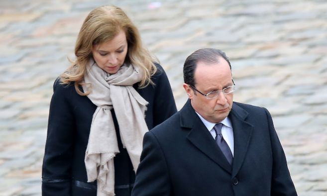 Francois Hollande y Valerie Trierweiler durante un evento pblico.