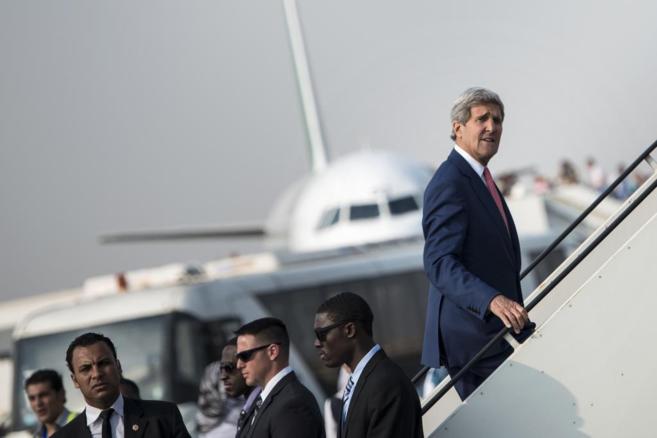 John Kerry sube al avin para abandonar El Cairo tras su encuentro...