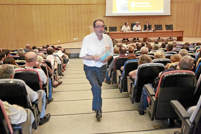 ngel Franco en una asamblea del PSPV local y provincial en 2012.