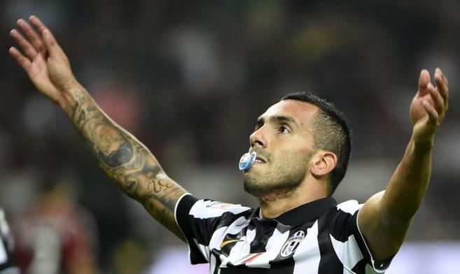 Tvez celebra el gol de la victoria de la Juventus en San Siro.
