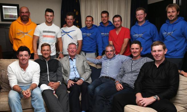 Alex Ferguson, junto al equipo europeo de la Ryder Cup.