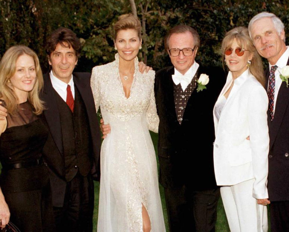 Larry King. El veterano periodista Larry King (80) se ha casado un...
