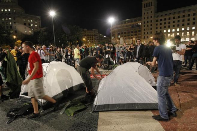 Acampada de estudiantes en plaza Catalunya