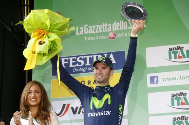 Alejandro Valverde celebrando el segundo puesto en el Giro de...