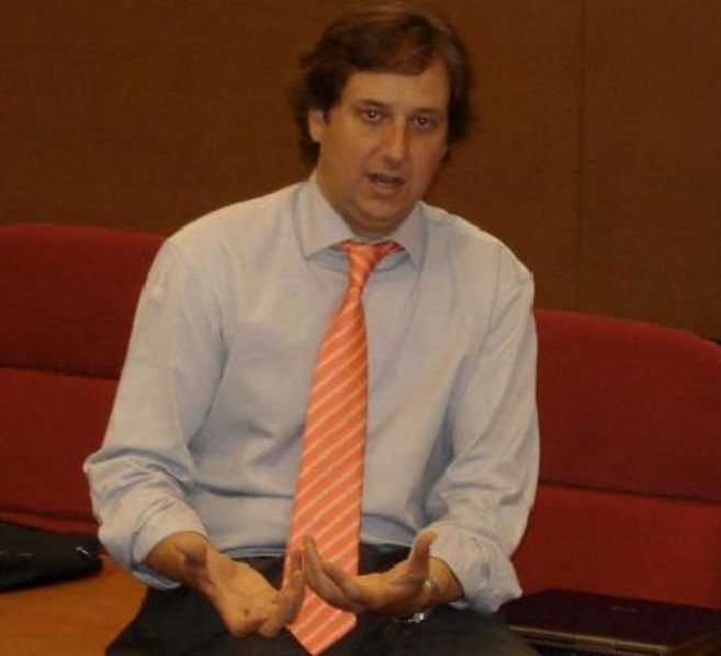 El an director de Telegenia del PP, Jorge Rbago, que tuvo tarjeta...