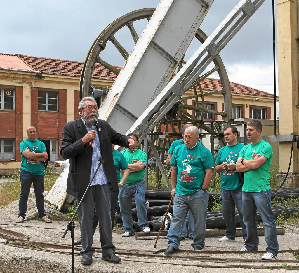 Mndez, con Fernndez Villa y otros sindicalistas en una protesta en 2012.