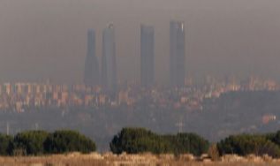 Vista panormica de la 'boina' contaminante en Madrid.