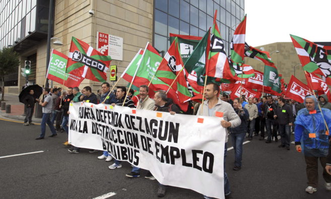 Manifestacin de los trabajadores de Bizkaiabus, este mircoles.