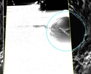 Imagen del hielo de agua en el polo norte de Mercurio.