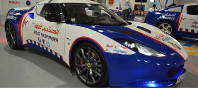 La nueva ambulancia de Dubai, en un Lotus Evora.